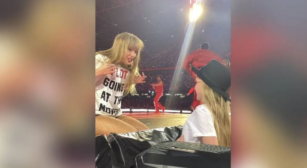 Taylor Swift: Seven-year-old gets singer’s famous 22 hat