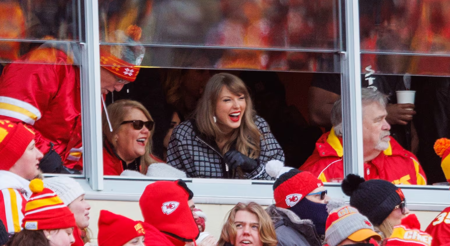 Taylor Swift Adds a New Face to Her Chiefs Cheer Squad