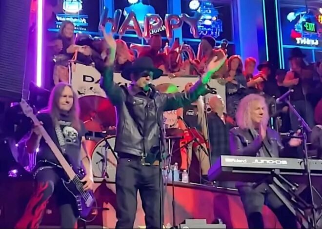 Kid Rock Storms Offstage After Fans Didn’t Clap Enough