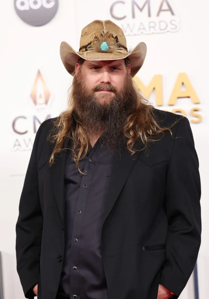 Taken in 2023, this photo shows Chris Stapleton on the red carpet at that year’s CMA Awards.