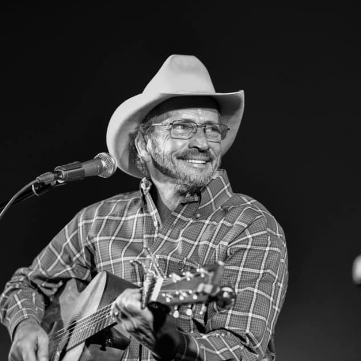 Marty Haggard performing live