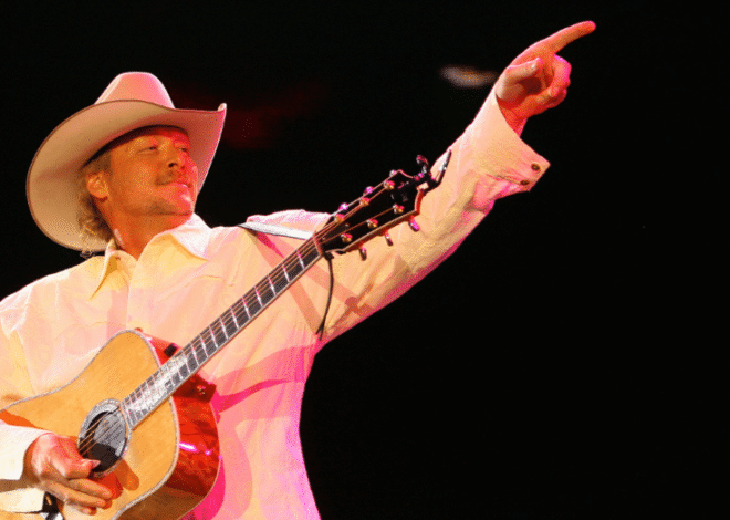 Alan Jackson CMA Walkout During Beyoncé’s CMA Performance