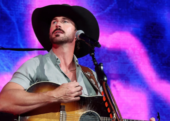 Riley Green Reveals How He Got The Job As A Coach On "The Voice"