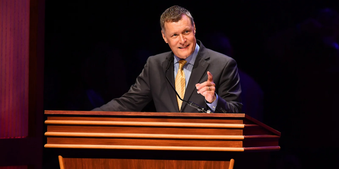 Legendary Opry Announcer Bill Cody Dies At 67