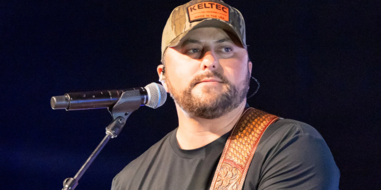 Tyler Farr Shares Long-Awaited Update After "Freak" Accident Sent Him To The Hospital