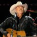 70,000 fans join Alan Jackson in emotional farewell performance