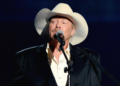 Alan Jackson says goodbye to country music in a heartfelt final show
