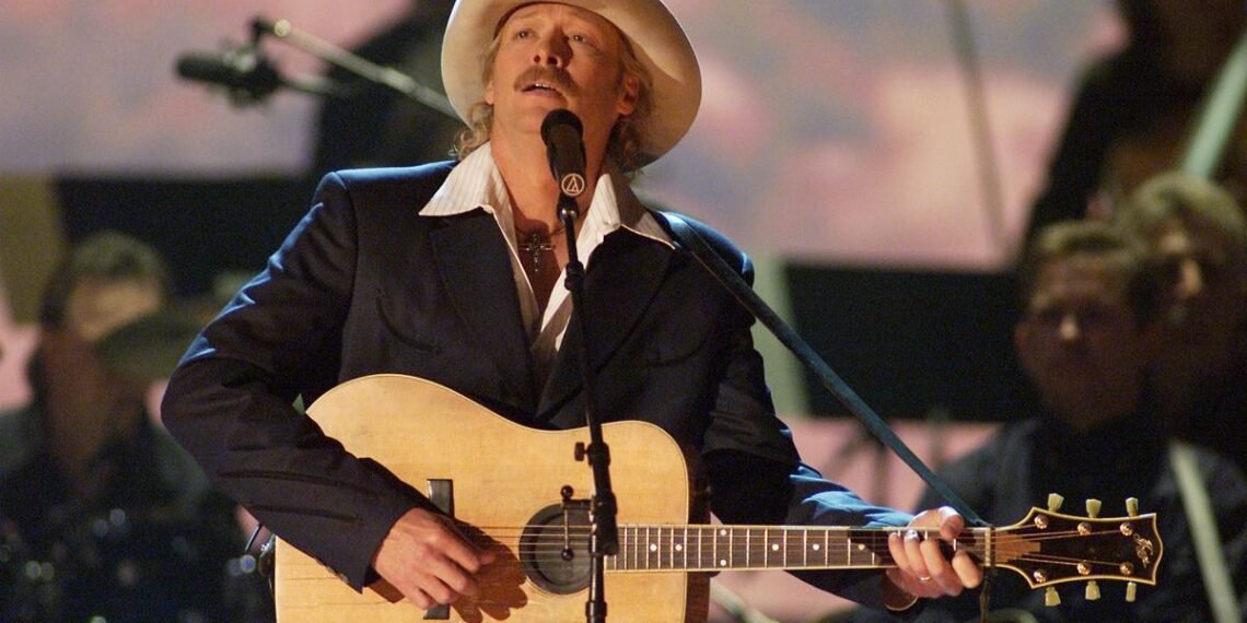 Alan Jackson's career spanned 37 years from first contract to farewell