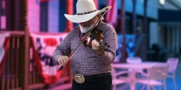 Charlie Daniels appears in new posthumous AI-created music video