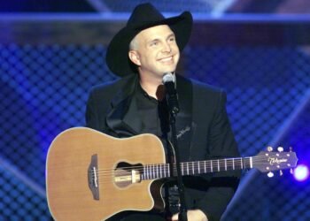 Garth Brooks Got Rejected at His First Record Label Audition
