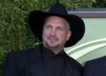 Garth Brooks Had an Unforgettable Grand Ole Opry First Appearance