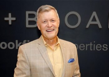 How Grand Ole Opry Announcer Bill Cody Got His Name