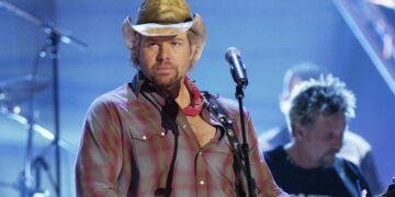 Toby Keith's Debut Single Gave Him His First No. 1 Hit