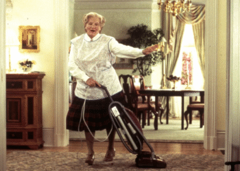 Top 5 Movie Dads Include 'Mrs. Doubtfire,' 'Taken' and More
