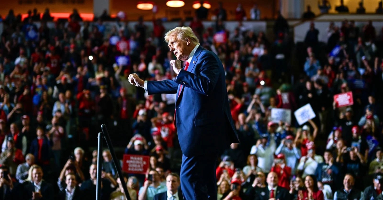 As some artists backed out from an event celebrating America's 250th anniversary, President Trump proposed that he is the best replacement, comparing himself to Elvis.
