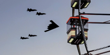 US military aircraft soar over celebrations marking 250 years of independence
