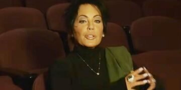 Will Kelly Lang Lead the Week's Top Country Videos?