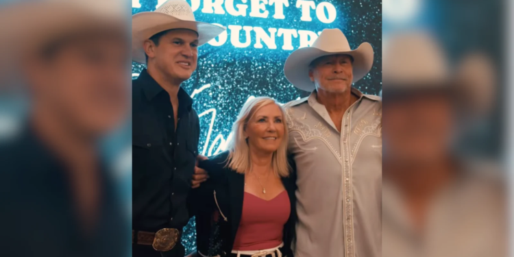 Alan Jackson shares new video clips from his final concert