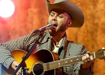 Charley Crockett addresses criticism over firing band members