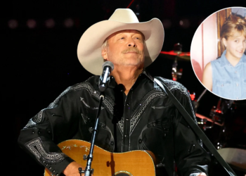 Country artists reflect on Alan Jackson's moving final show