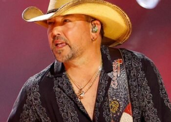 Jason Aldean let go of staff members who spoke negatively about him