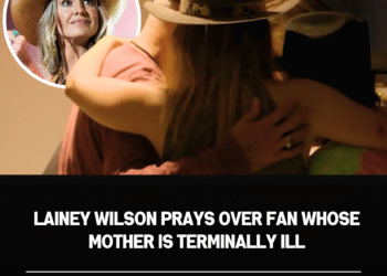 Lainey Wilson Shares Emotional Backstage Moment With Fan Whose Mother Has Stage 4 Cancer