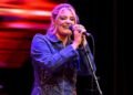 Lauren Alaina shares her thoughts on nursing in public