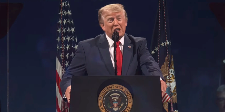 Rain fails to dampen Trumps July 4th Salute To America celebration