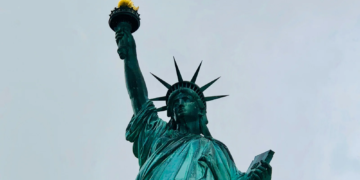 State Dept. may require $100K bond from green card seekers