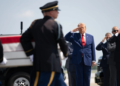 Veterans tribute draws emotional airport silence from travelers