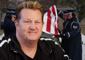 Gary LeVox of Rascal Flatts supports military families