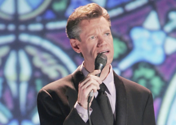 Randy Travis releases a heartfelt song recorded before his 2013 stroke
