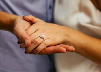 Randy Travis song unexpectedly popular in new engagement announcement trend